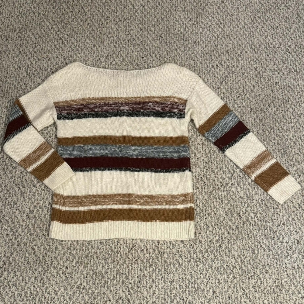 Maurices Stripe Long Sleeve Crew Neck Sweater Button Shoulders Women's Medium M - Picture 2 of 7